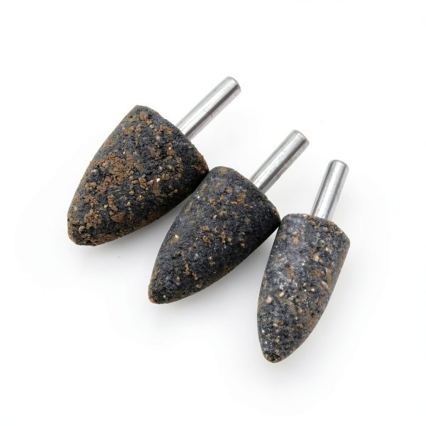 Asamuyu 18-piece stone point set with two shapes on a 1/4 inch (6mm)-3